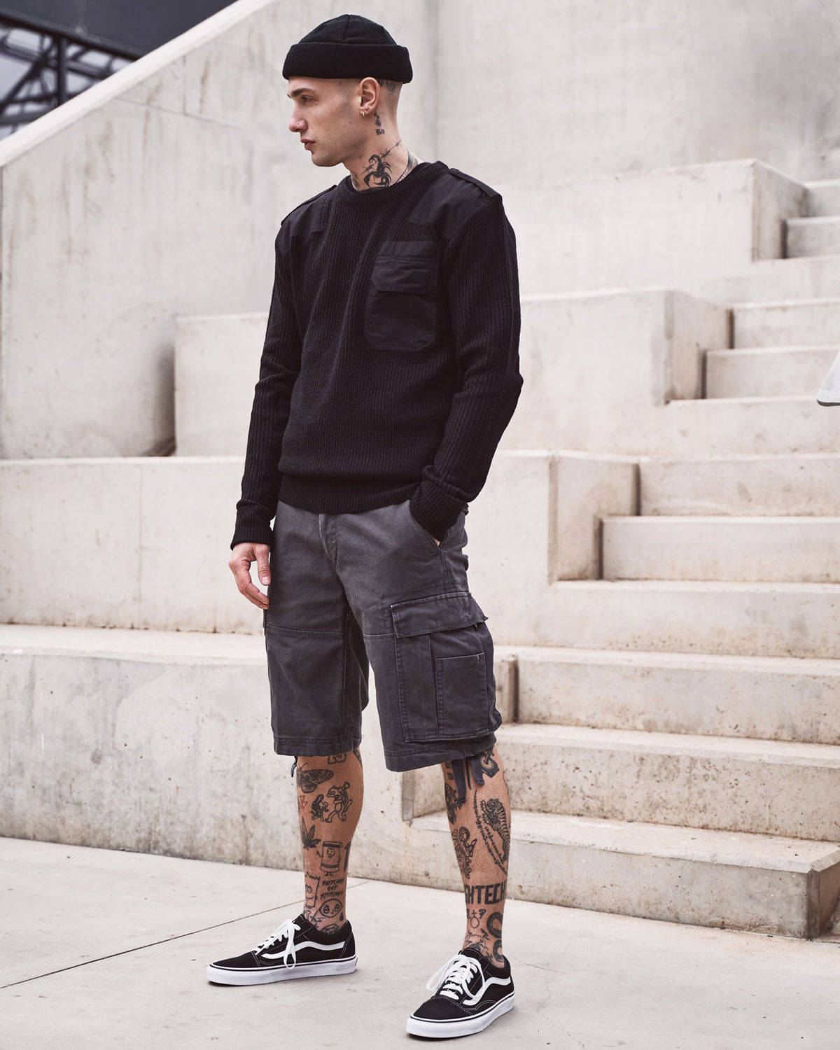 Dark grey cargo shorts on sale